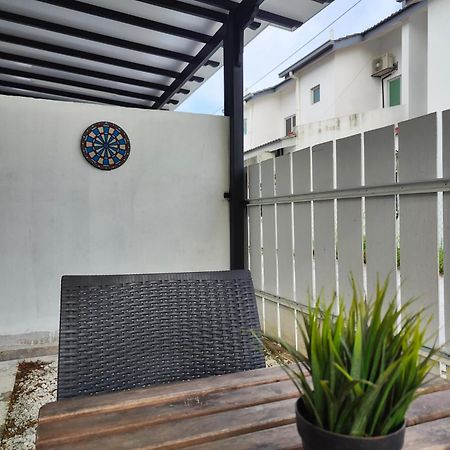 Prima Guest House - Puncak Alam Homestay Mus-Lim Friendly Bandar Puncak Alam ภายนอก รูปภาพ